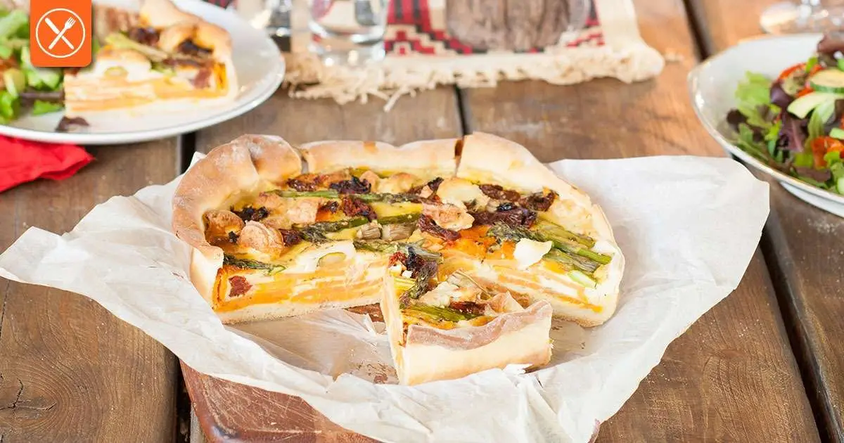 Festive sweet potato and green asparagus quiche - Discovered